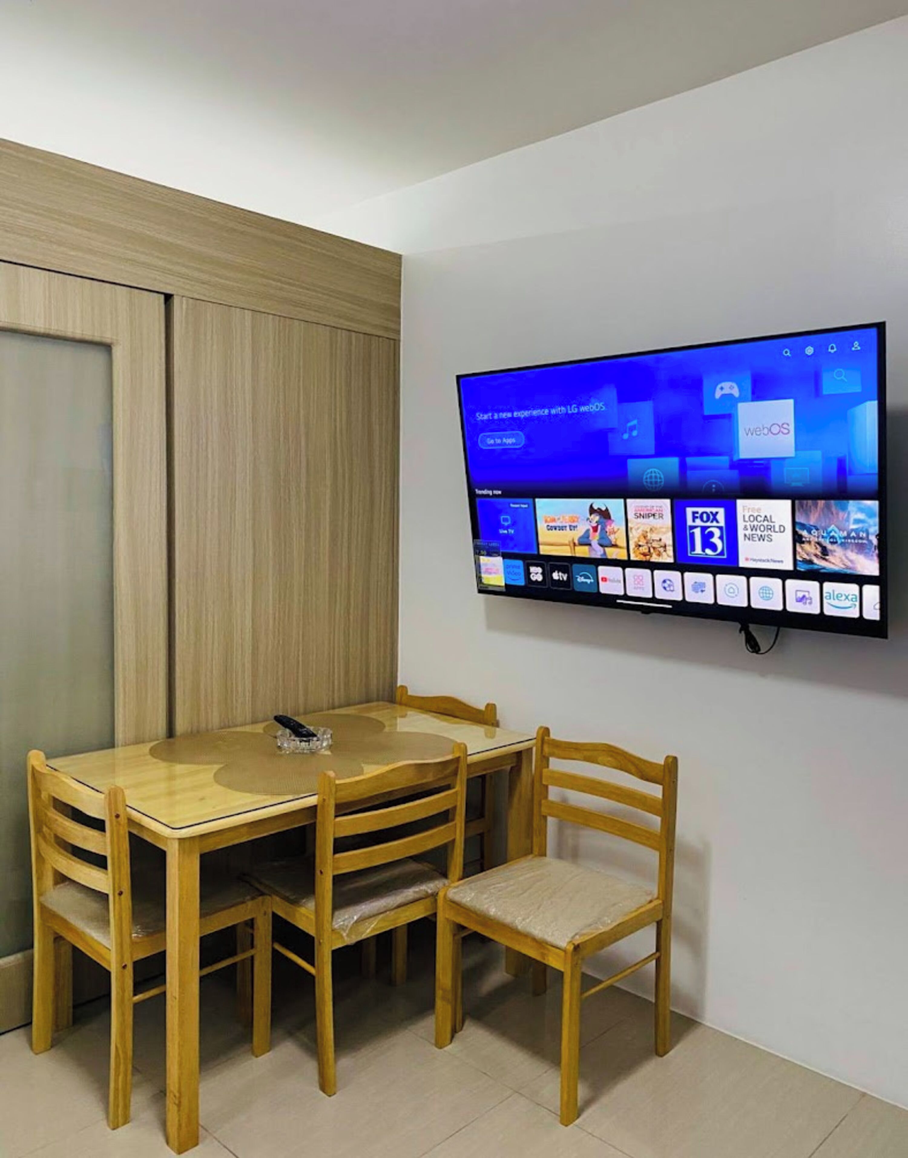 Standaard kamer, 1 slaapkamer | Dineren in de kamer