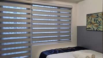 Standard Room, 1 Bedroom | Iron/ironing board, free WiFi