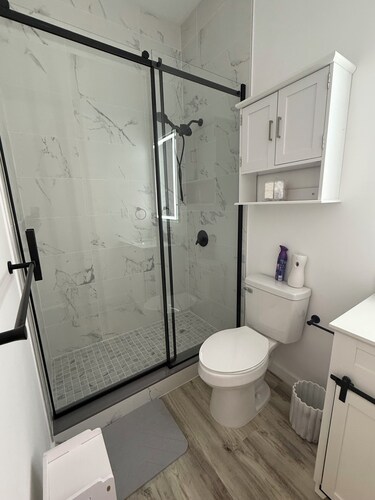 Chic studio in fabulous Homestead with WiFi, AC