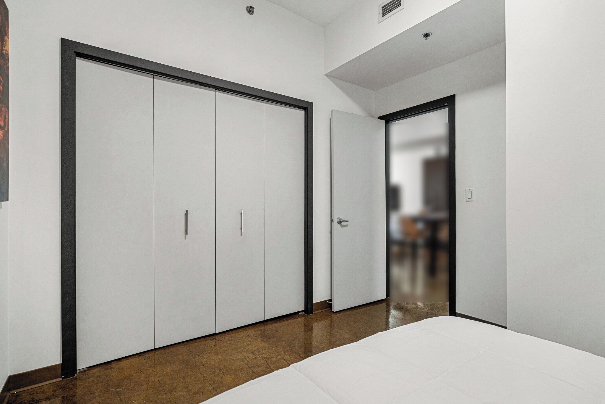 2 quartos, ferros/tábuas de passar roupa, Wi-Fi, roupa de cama