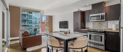 Microwave, oven, stovetop, dishwasher