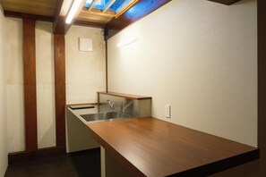 Traditional Suite, Multiple Beds, Non Smoking, Kitchenette | Private kitchen - bon-yado U (Ugo)