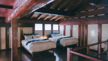 Tavanomainen sviitti, useita sänkyjä, tupakointi kielletty, keittotila | Untuvapeitot, memory foam -patjalliset sängyt, yksilöllisesti sisustettu