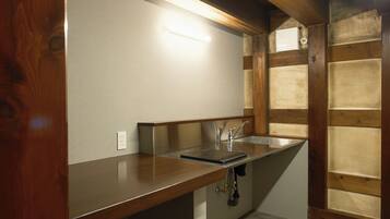 Japanese-style Suite, Multiple Beds, Non Smoking, Kitchenette | Private kitchen