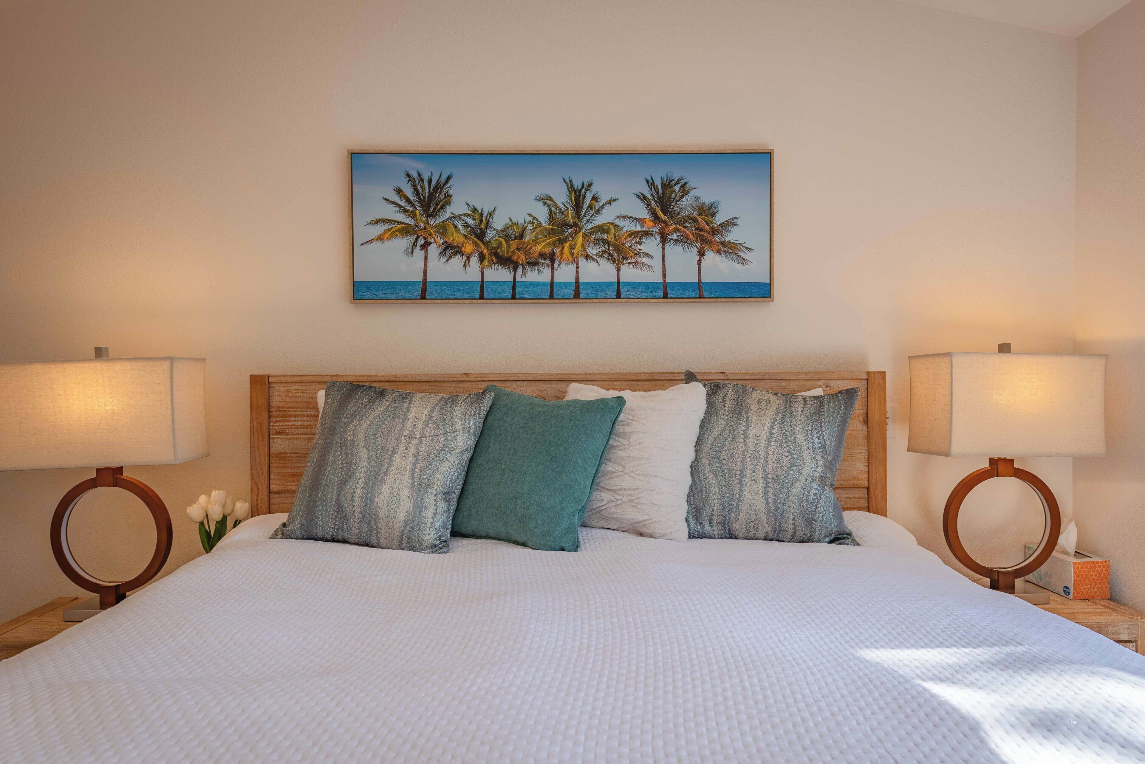 House, Multiple Beds, Patio, Garden View (Seabreeze Bungalow) | 3 bedrooms, individually decorated, individually furnished, bed sheets