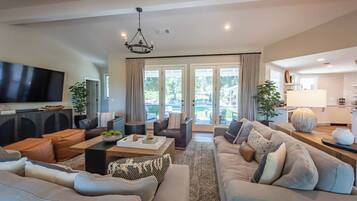 House, Multiple Beds, Pool Access, Pool View (Arbor House) | Living area | Fireplace