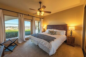 Nhà, nhiều giường, bồn tắm nước nóng, quang cảnh hồ bơi (Paso Palacio) | 3 phòng ngủ, trang trí khác biệt 