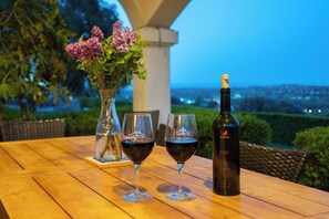 Outdoor dining - Paso Palacio (Paso Robles)