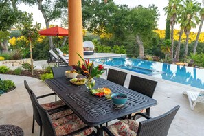Outdoor dining - Paso Paradiso (Paso Robles)