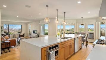 House, Multiple Beds, Pool Access, Pool View (Mira Vista Heights) | Private kitchen | Coffee/tea maker