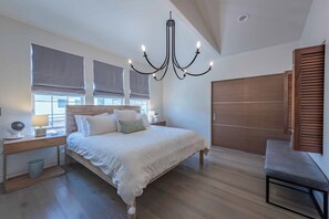 3 bedrooms, individually decorated, individually furnished, bed sheets