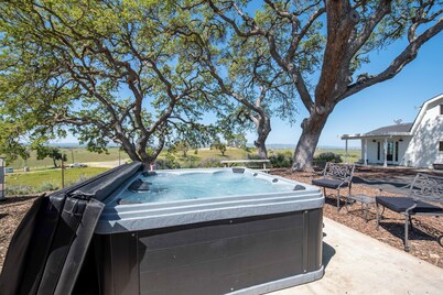 Hidden Acre Vineyard Estate