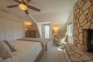 5 bedrooms, individually decorated, individually furnished, bed sheets