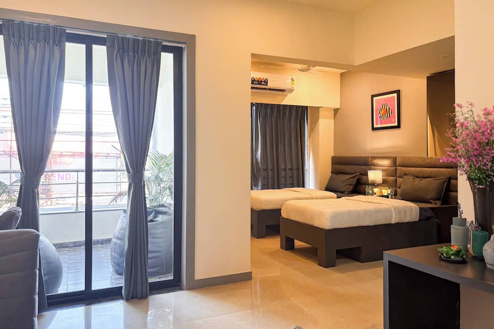 Housr Wakad Pune Hinjawadi Road