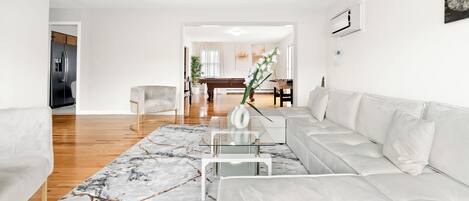 TV, tavolo da calcetto