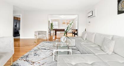 Prime Luxury NYC ft Balcony+Gameroom+Free Parking!