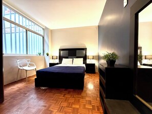 Double Room, Shared Bathroom - RMS Suites - Zona Rosa (Mexico City)