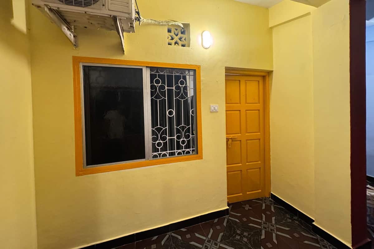 Yellow Dorm