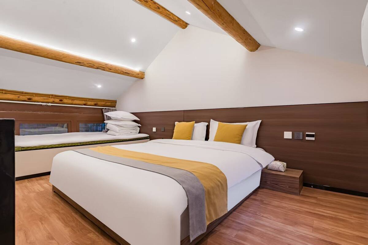 Loft exclusivo | Roupas de cama antialérgicas, frigobar, escrivaninha