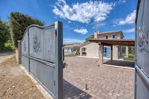 Ingresso della struttura