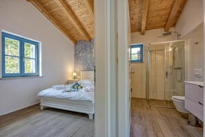 Family Villa, Multiple Bedrooms (Villa Milo Mali Vareski with Pool) | Bathroom - Villa Milo Mali Vareski With Pool (Marcana)