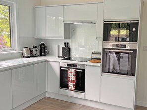 Lave-vaisselle, chaise haute