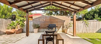 Steps from Sand: 2-Bed Beach Escape with Courtyard