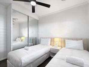 3 bedrooms, desk, iron/ironing board, WiFi