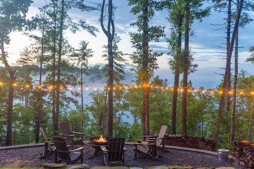 Private 6-Acre Retreat | Views, Hot Tub, Fire Pit