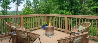 Private 6-Acre Retreat | Views, Hot Tub, Fire Pit
