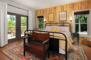 5 bedrooms, iron/ironing board, travel cot, WiFi