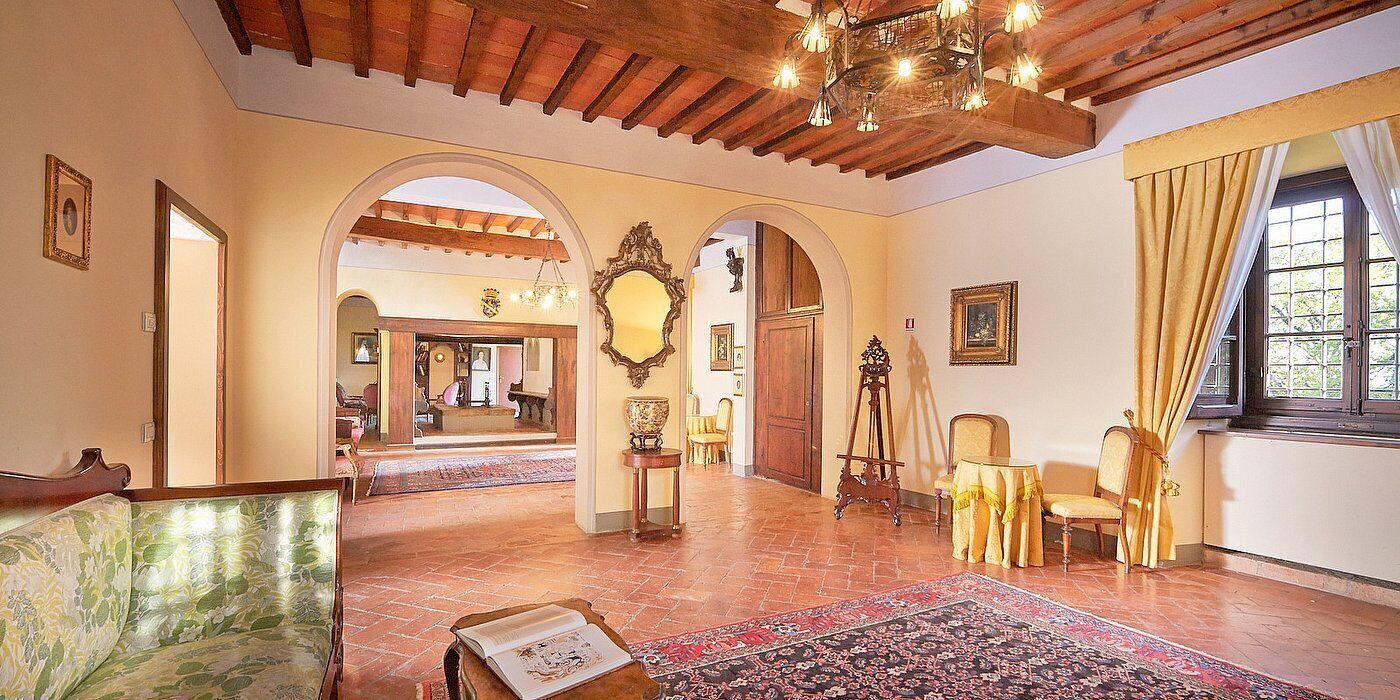 Villa Rama: A Splendid Seventeenth-century Two-story Historical Villa Surrounded By Meadows And By Green Hills, With Free Wi-fi. - San Gimignano