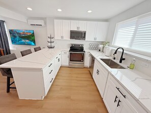 Microwave, oven, stovetop, dishwasher