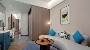 Living area - voco Chengdu Chunxi Road (Chengdu)