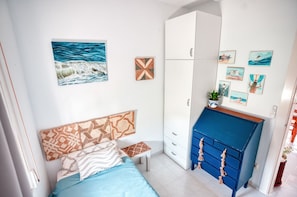 3 chambres, bureau, Wi-Fi gratuit, draps fournis