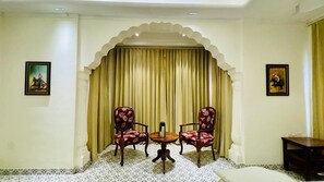 Desk, free WiFi - Hotel Sagar Haveli Bikaner (Bikaner)