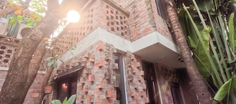 Unique 1-Bedroom Cottage in Westlake Hanoi with AC, WIFI, Dryer & Washer