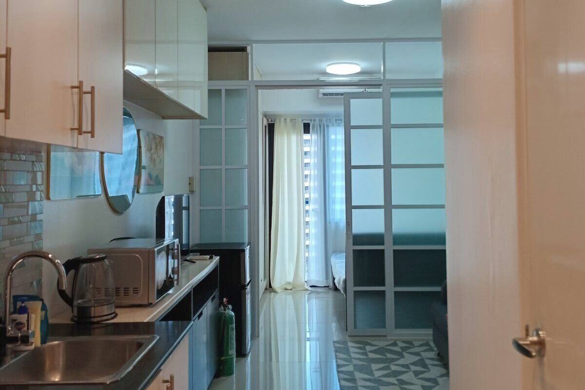 Rom – standard, 1 soverom | Lydisolert, strykejern/-brett og wi-fi (inkludert)