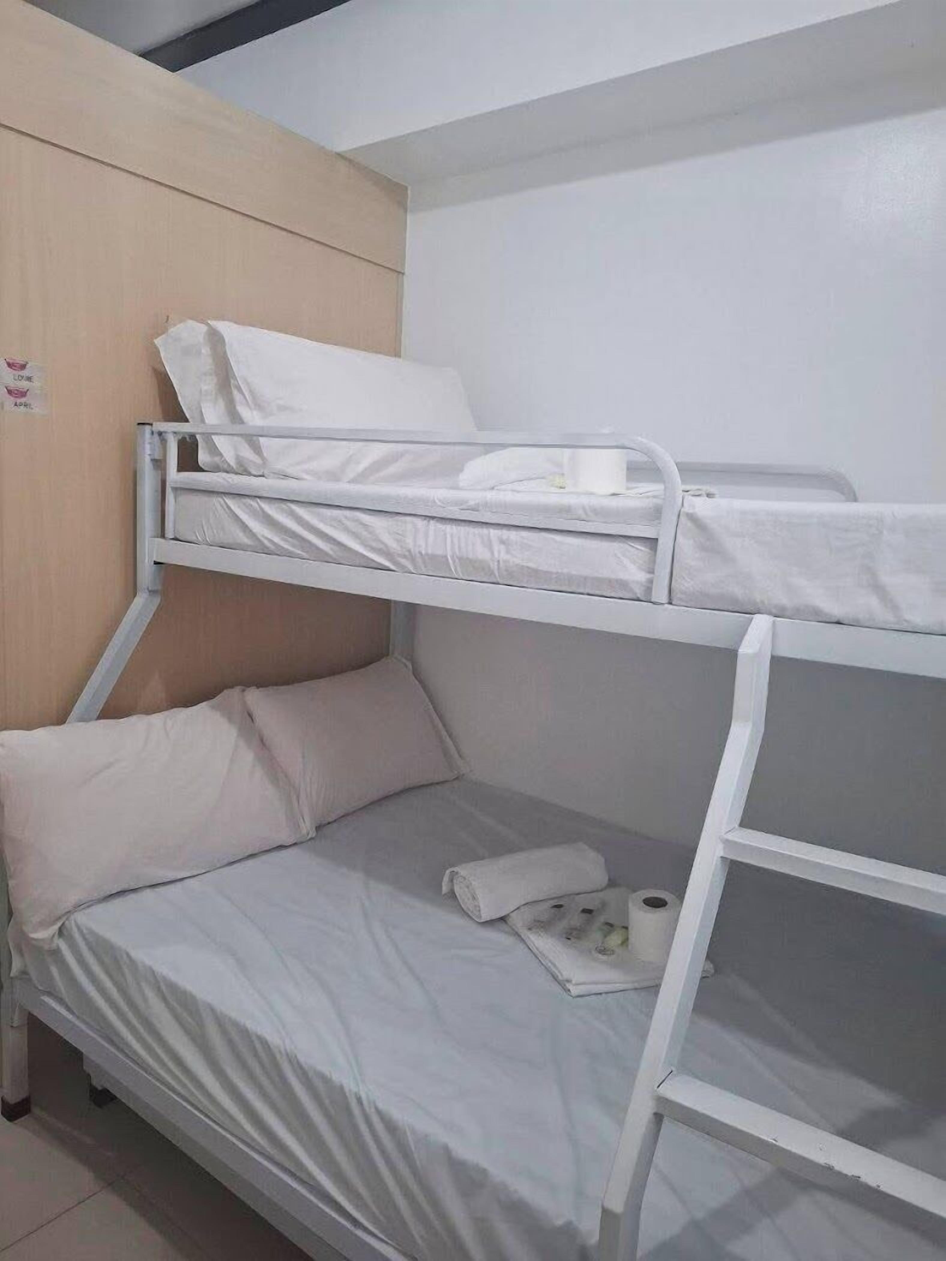 Standard Double Room, 2 Bedrooms | Soundproofing, iron/ironing board, free WiFi