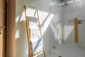 別墅, 3 間臥室 | 浴室 | 獨立浴缸及淋浴設備、免費梳洗用品、風筒、提供毛巾