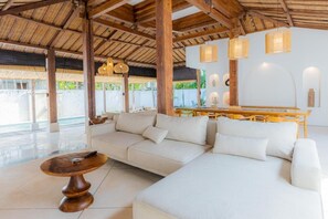 Vila, 3 quartos | Área de estar | TV LCD 32 polegadas com canais a cabo