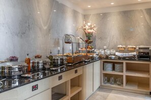 Daily buffet breakfast for a fee - Landmark Hotel & Suites (Jeddah)