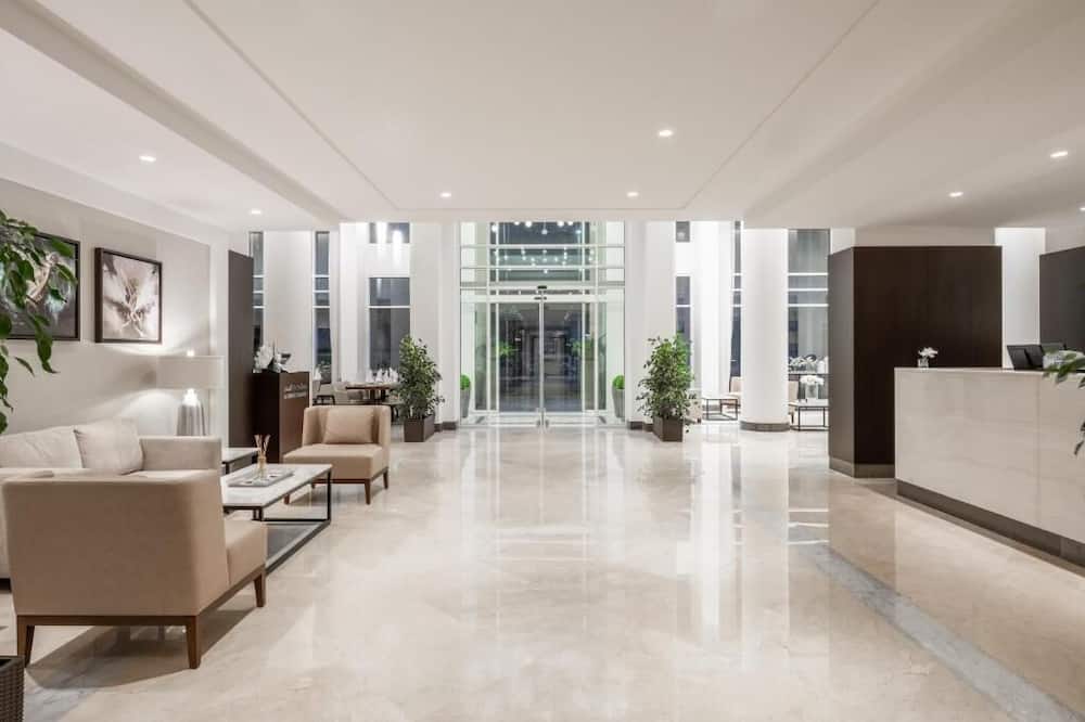Landmark Hotel & Suites