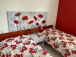 3 chambres, fer et planche à repasser, Wi-Fi