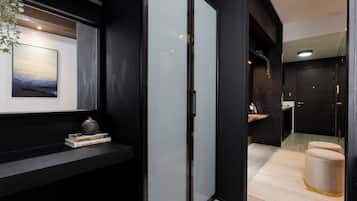 Standard Room, 1 Bedroom | Iron/ironing board, free WiFi
