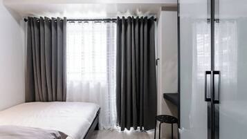 Standard Room, 1 Bedroom | Iron/ironing board, free WiFi