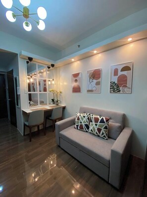 Living area - Air Residences (Makati)