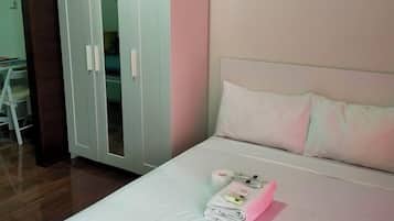 Standard Room, 1 Bedroom | Iron/ironing board, free WiFi