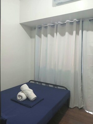 Rom – standard, 1 soverom | Strykejern/-brett og wi-fi (inkludert)