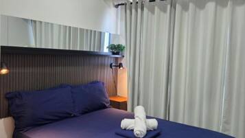 Standard Room, 1 Bedroom | Iron/ironing board, free WiFi